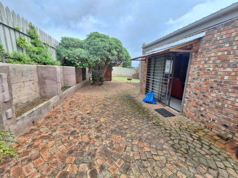 2 Bedroom Property for Sale in Hartenbos Heuwels Western Cape